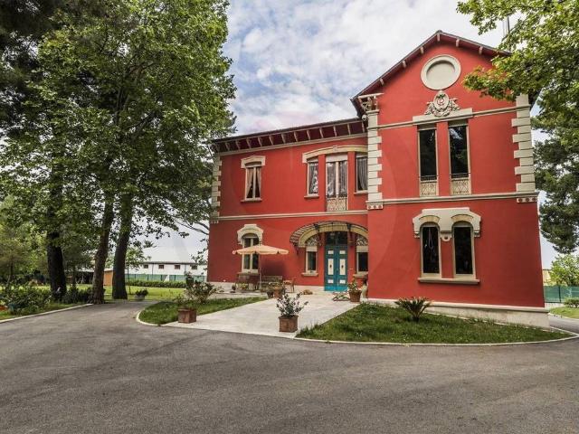 Esclusiva villa di 542 mq in vendita Viale Cappuccini, Lanciano, Chieti, Abruzzo