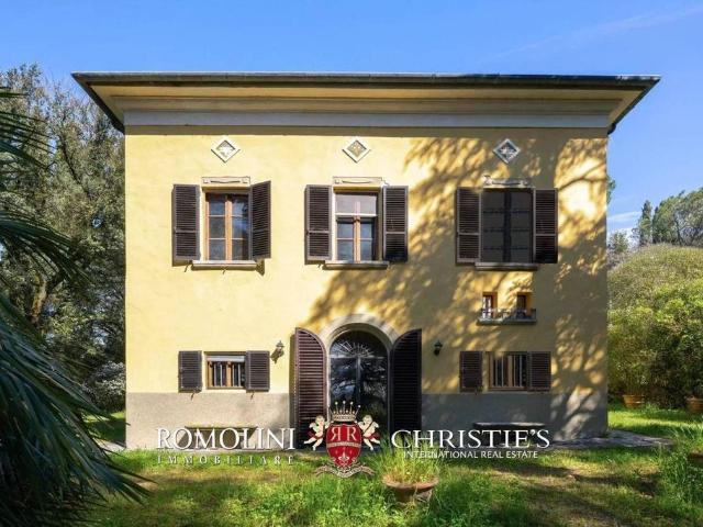 Esclusiva villa di 557 mq in vendita Foiano della Chiana, Italia