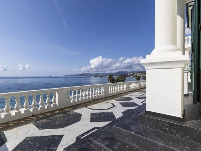 Villa di 550 mq in vendita Albissola Marina, Liguria
