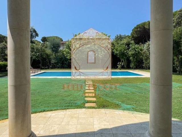 Esclusiva villa di 550 mq in vendita Via Ardengo Soffici, Forte dei Marmi, Toscana