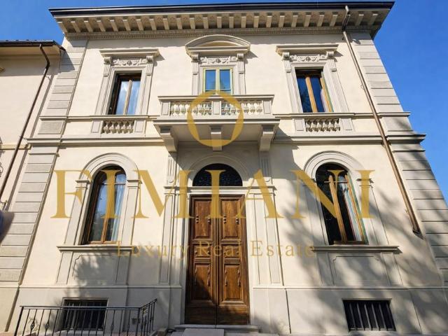 Esclusiva villa di 650 mq in vendita Via Bastioni, Firenze, Toscana