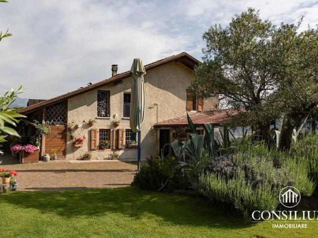 Esclusiva villa di 7051 mq Via Santi Cosma e Damiano, Trento, Provincia di Trento, Trentino Alto Adige