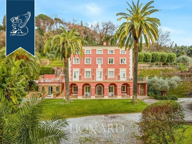 Esclusiva villa di 900 mq in vendita Massa, Italia