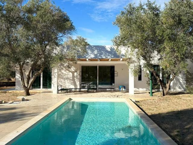 Esclusiva Villa Di Con Trullo E Piscina Nel Cuore Del Salent. 130m² Carovigno