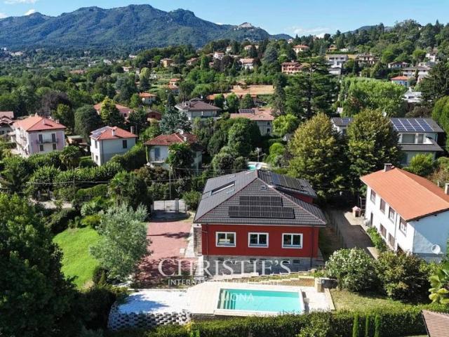 Esclusiva villa in vendita Varese, Lombardia