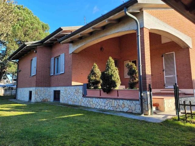 Prestigiosa villa in vendita via 1° Maggio, 40, Olgiate Olona, Lombardia