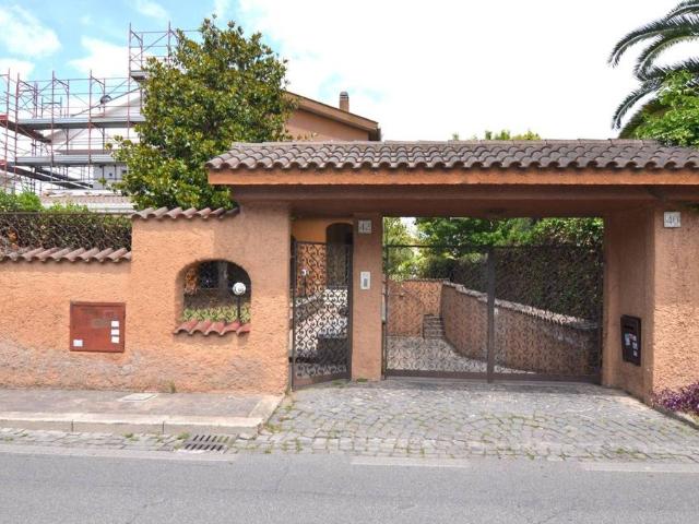 Esclusiva villa in vendita Via Corinna, 40, Roma, Lazio