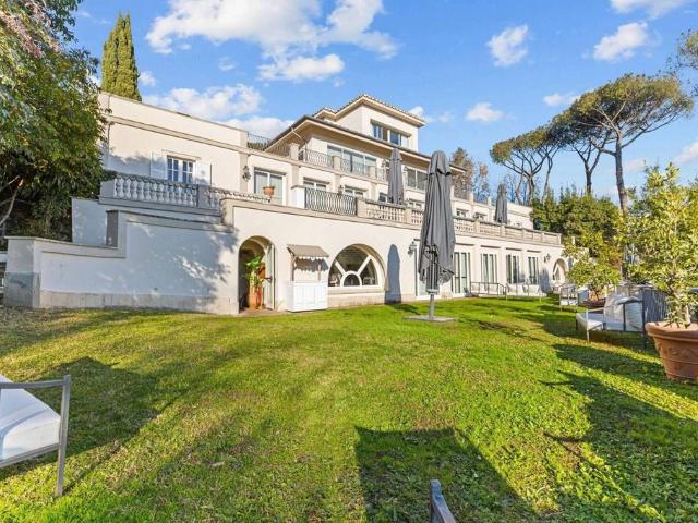 Villa in vendita Via Cassia, 390, Roma, Lazio