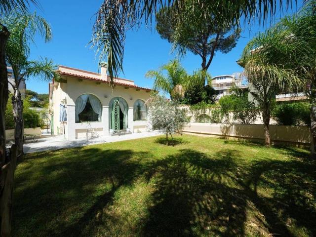 Esclusiva villa in vendita Via Andrea Giardina, Roma, Lazio