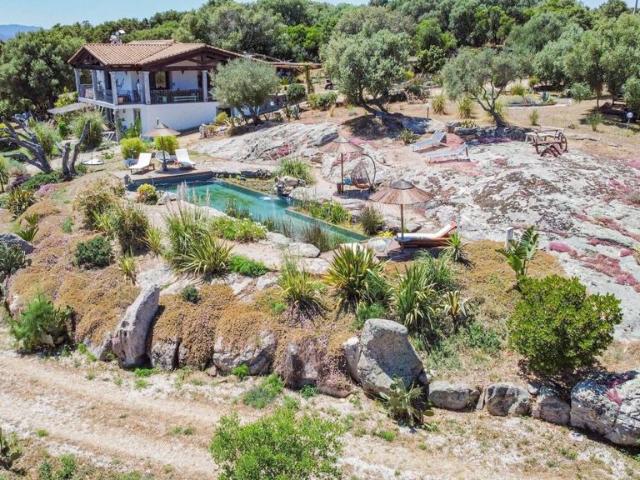 Esclusiva villa in vendita Via Alessandro Manzoni, Telti, Sassari, Sardegna