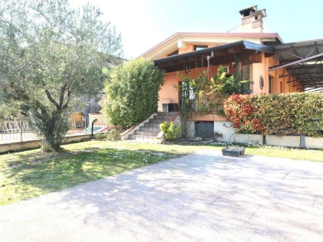 Esclusiva villa in vendita Via Brenta, 10, Lonato, Lombardia