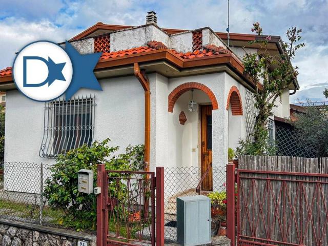 Esclusiva villa in vendita Via Giuseppe Viner, 84, Forte dei Marmi, Toscana