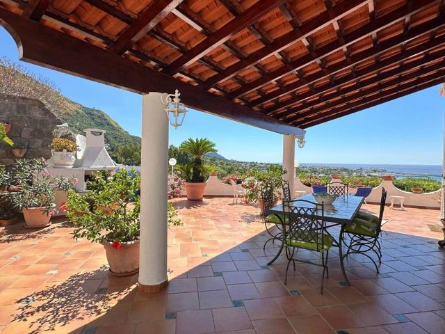 Esclusiva villa in vendita Via dei Marmi, Forio, Campania