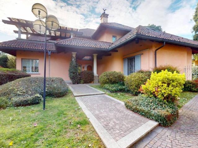 Esclusiva villa in vendita Via dei Buttafava, Seregno, Monza e Brianza, Lombardia