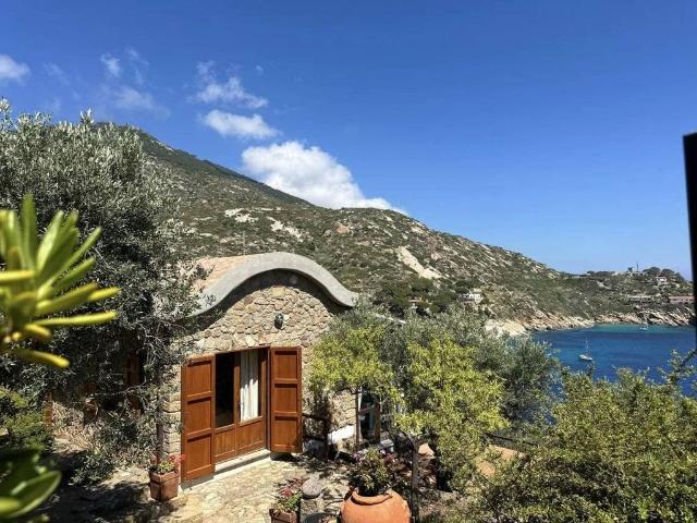 Esclusiva villa in vendita Via delle Cannelle, Isola del Giglio, Grosseto, Toscana