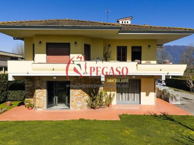 Esclusiva villa in vendita Via di Liso, Capannori, Toscana