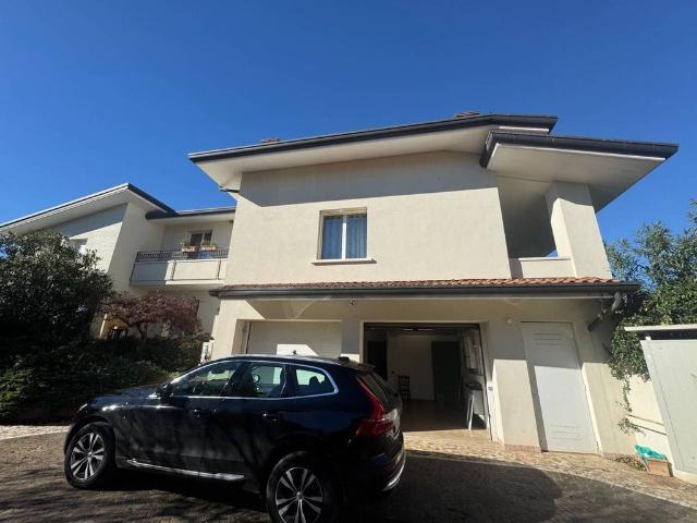 Esclusiva villa in vendita Via Flora Minotto, Zugliano, Vicenza, Veneto