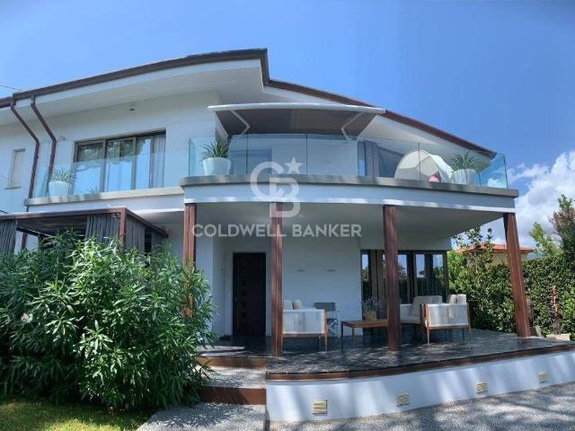 Esclusiva villa in vendita Via Scassicarli, 5, Forte dei Marmi, Toscana