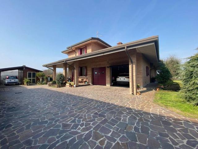 Esclusiva villa in vendita Via Pier Paolo Pasolini, Occhiobello, Rovigo, Veneto
