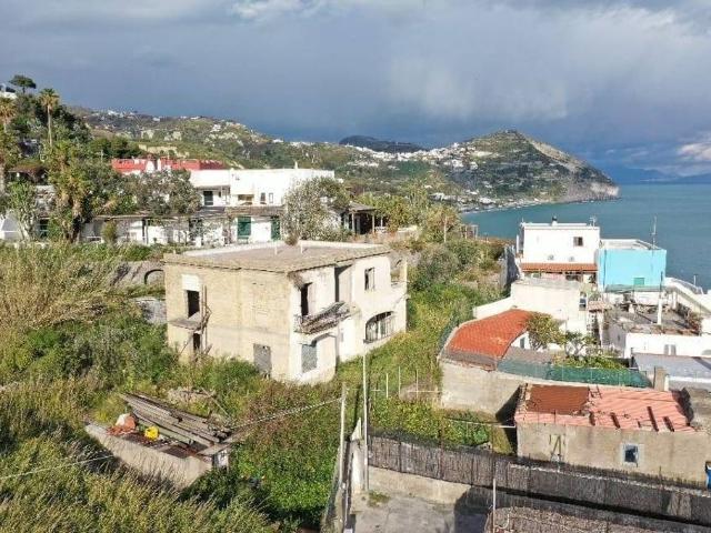 Esclusiva villa in vendita Via Quadro, 23, Serrara Fontana, Campania