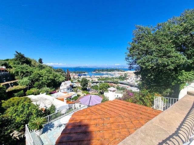 Prestigiosa villa di 2230 mq in vendita Via Quercia, Ischia, Napoli, Campania