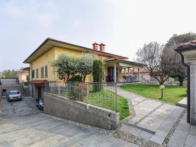 Villa di 600 mq in vendita Via V Alpini, Olgiate Comasco, Como, Lombardia