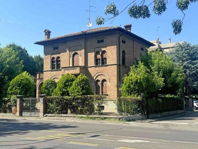 Esclusiva villa in vendita Viale Isonzo No Number, Reggio Emilia, Emilia Romagna