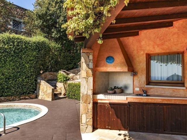 Esclusiva villa in vendita Viale Olivastro, Domus de Maria, Sardegna