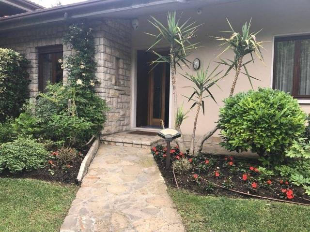 Villa di 240 mq in vendita Botticino, Lombardia