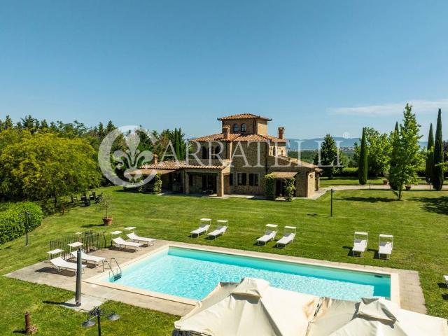 Esclusiva villa in vendita Castiglione del Lago, Umbria