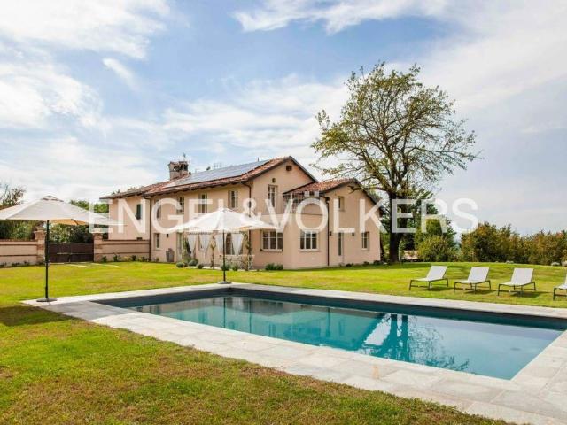 Esclusiva villa in vendita Cherasco, Italia