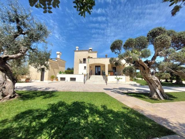 Esclusiva villa di 256 mq in vendita Grottaglie, Italia