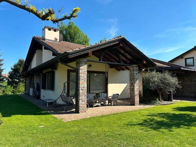 Esclusiva villa in vendita Malnate, Italia