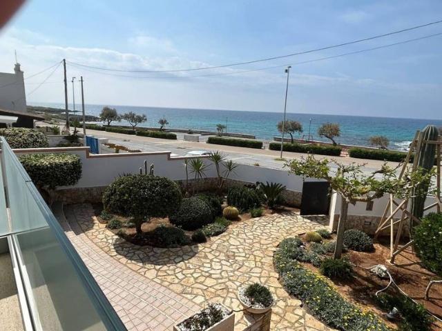 Esclusiva villa in vendita Piazza Madonna della Luce, Alliste, Lecce, Puglia