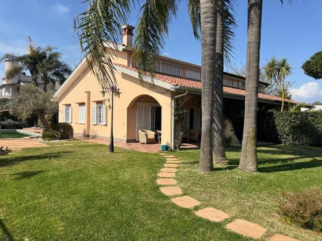 Esclusiva villa in vendita Punta del Mare, Terracina, Latina, Lazio