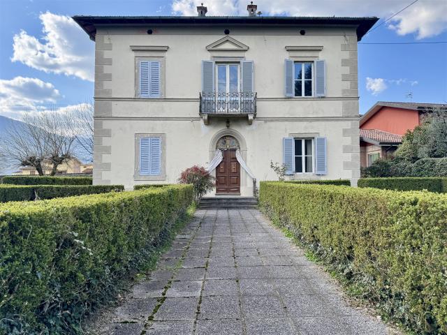 Esclusiva Villa Liberty nel Cuore di Piano di Coreglia 400m² Coreglia Antelminelli
