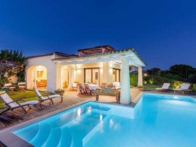 Esclusiva Villetta a Schiera di 205 mq in vendita Via del Faro, Porto Cervo, Sardegna