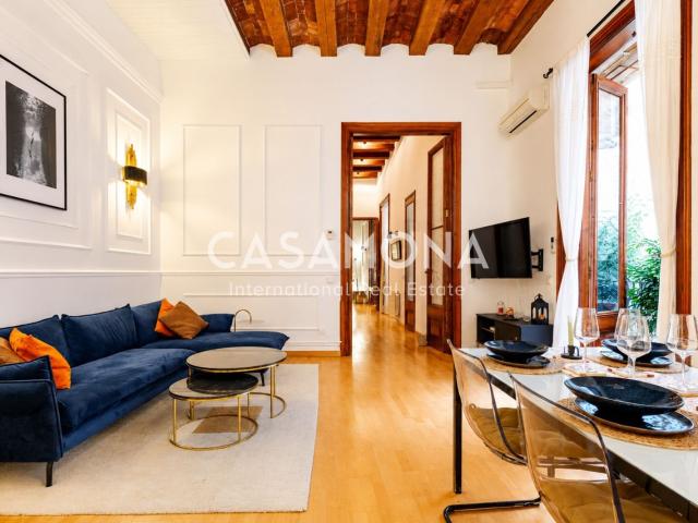 Escondido en una de las calles más pintorescas del Barrio Gó. 115m² Barcelona
