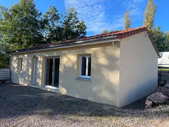Escoutoux 63300 Location maison 3 pièces t3 au dernier étage