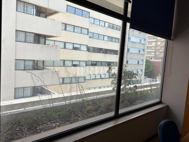 Escritório Avenida Alcaides Faria a venda