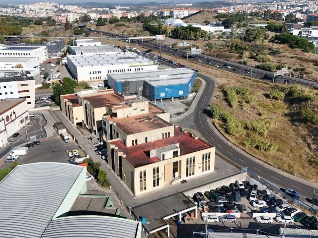 Escritório à venda em Amadora