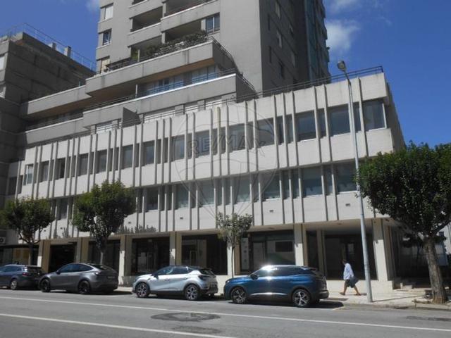 Escritório à venda em Porto