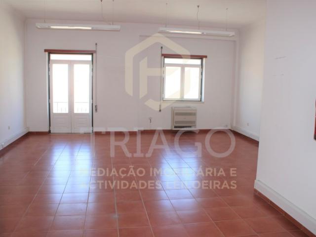 Escritório com 47,65 m2 no Centro de Benavente