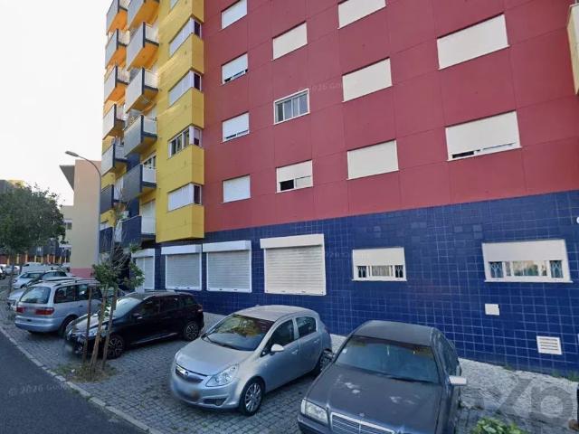 ESCRITÓRIO com 2 estacionamentos