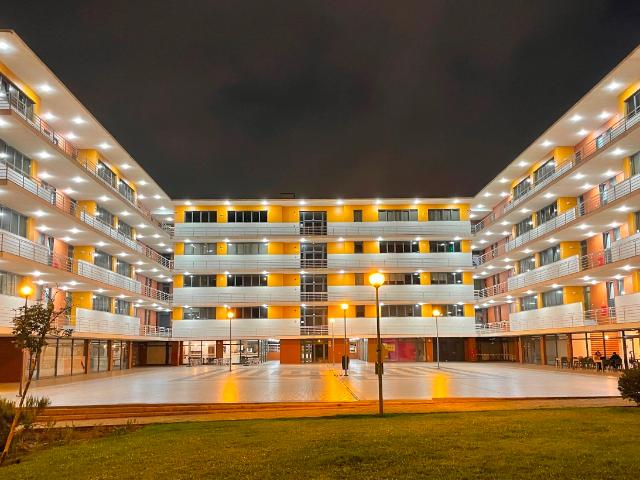 Escritório de 118m2 com 5 estacionamentos junto ao World Trade Centre em Oeiras