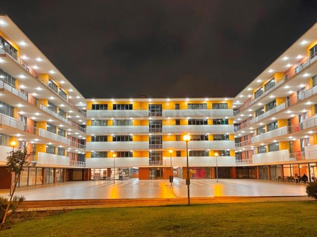 Escritório de 118m2 com 5 estacionamentos junto ao World Trade Centre em Oeiras