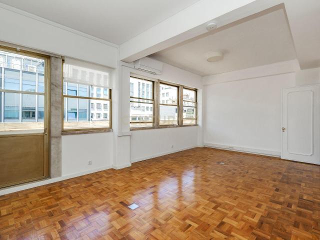 Escritório em zona de prestígio com 210 m² a 30 metros da Avenida da Liberdade!