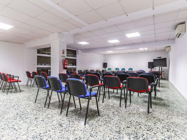 Escritório /Espaço Comercial Triplex no Conde Redondo c/680 m2