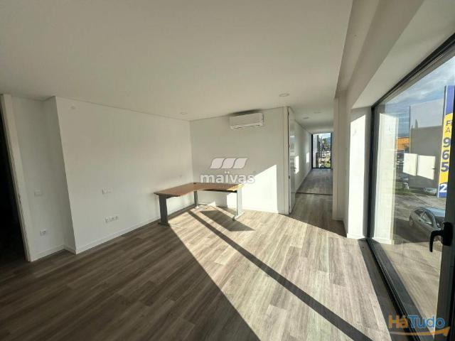 Escritório, para arrendamento, Vila Verde Soutelo | 26074066017