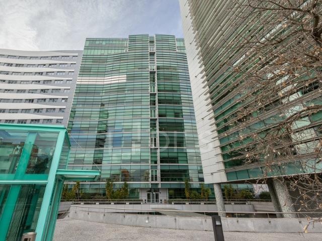 Escritório para arrendar edifício Adamastor, Parque das Nações